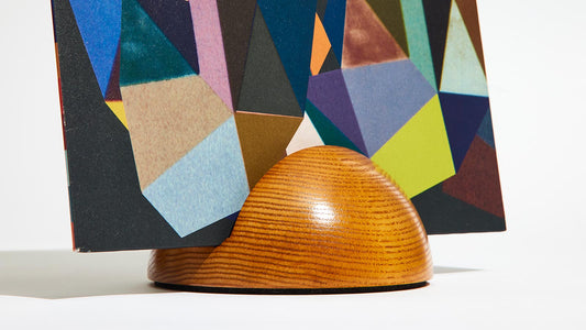 Elegant vinyl display with unique European Ash grain patterns